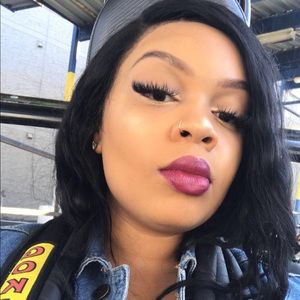 Meet your Posher, Charity